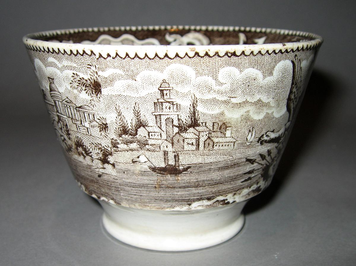 1955.0065.002 A Teabowl