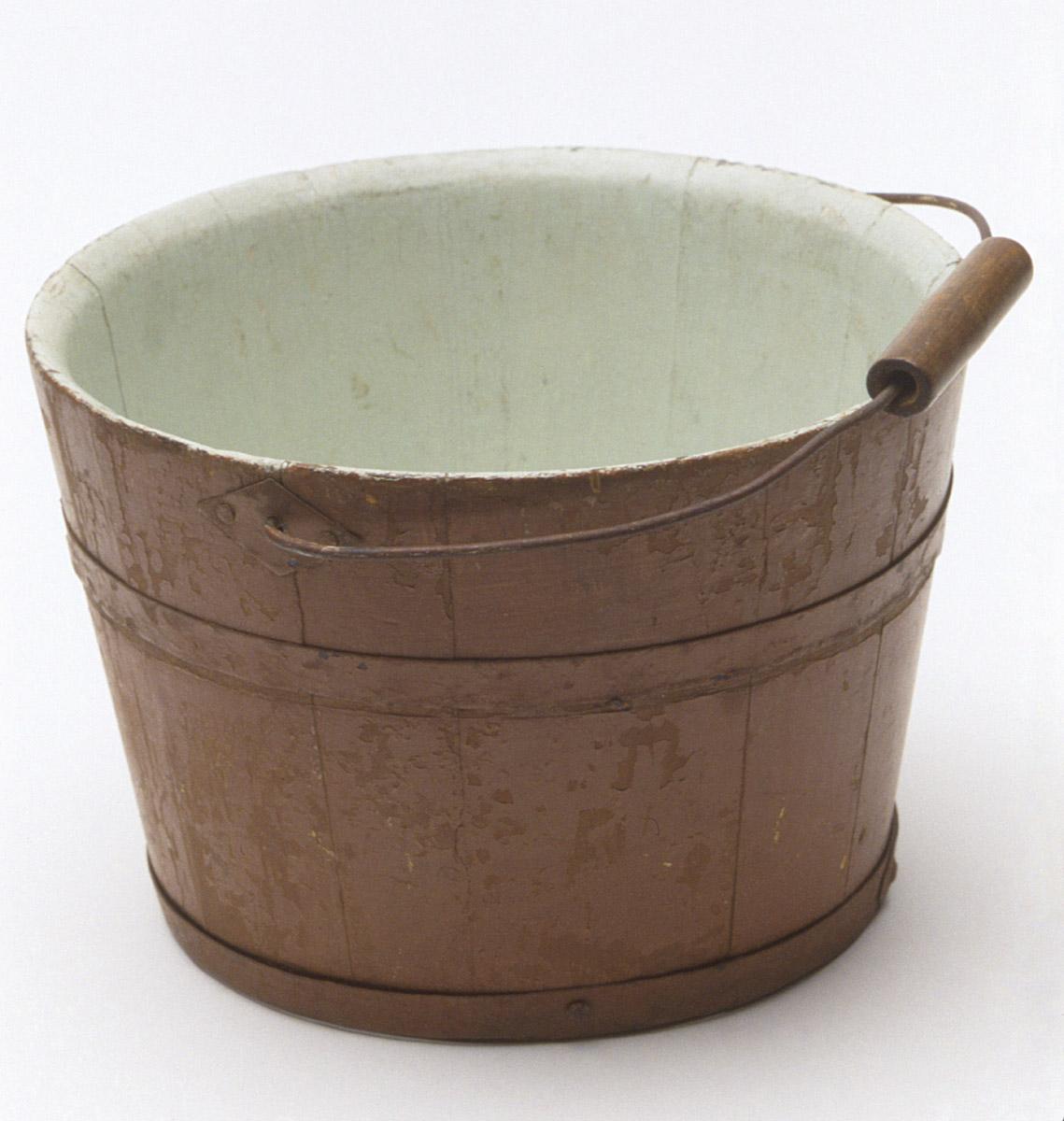 1962.0050 Bucket