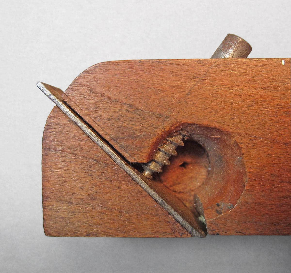 1962.0060, Rabbet plane, blade and screw