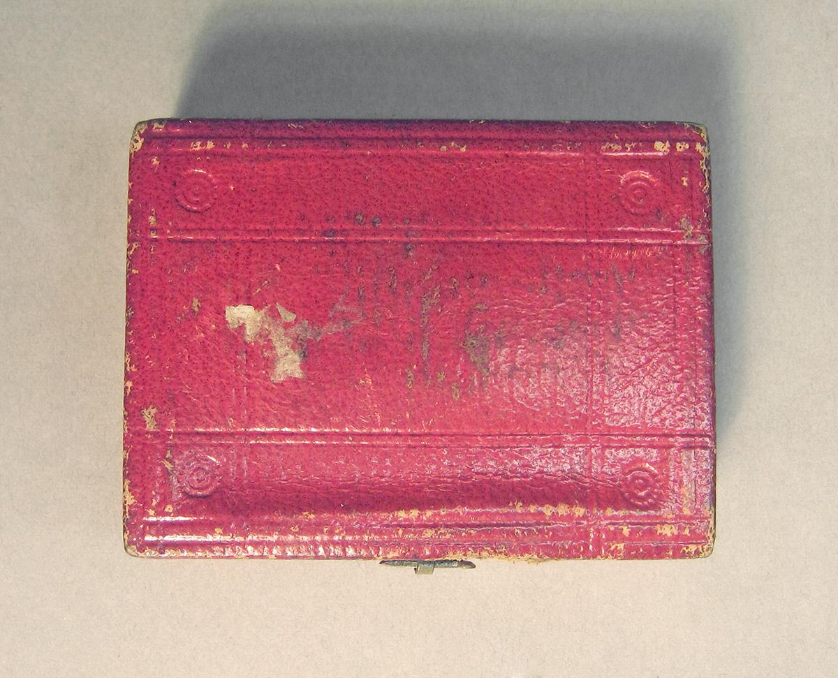 1962.0084 B, Case, Lid surface
