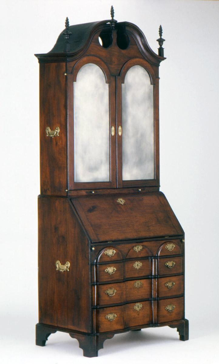 1962.0087 Desk and bookcase