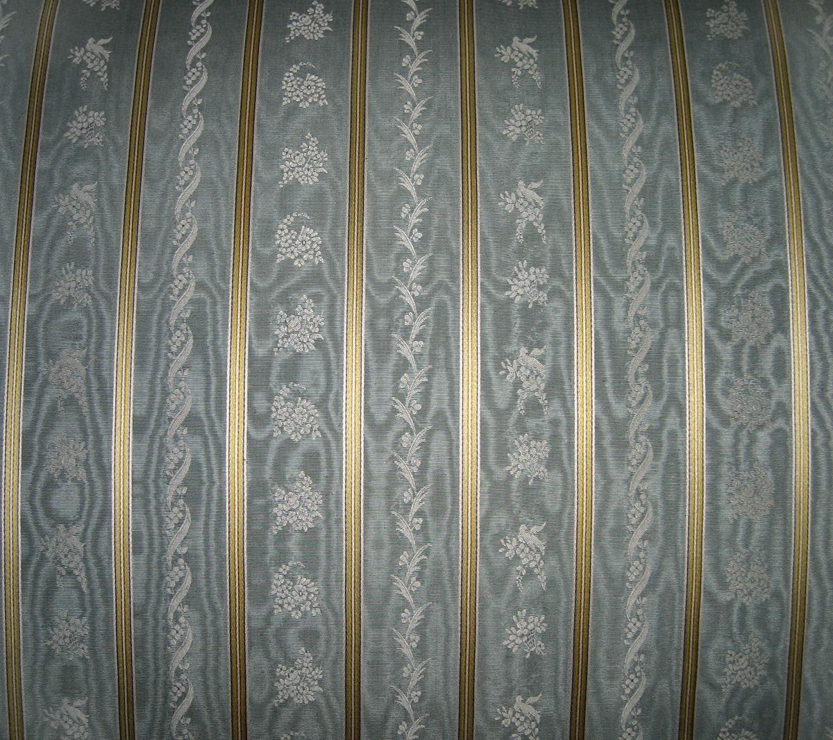 1982.0502 Upholstery fabric