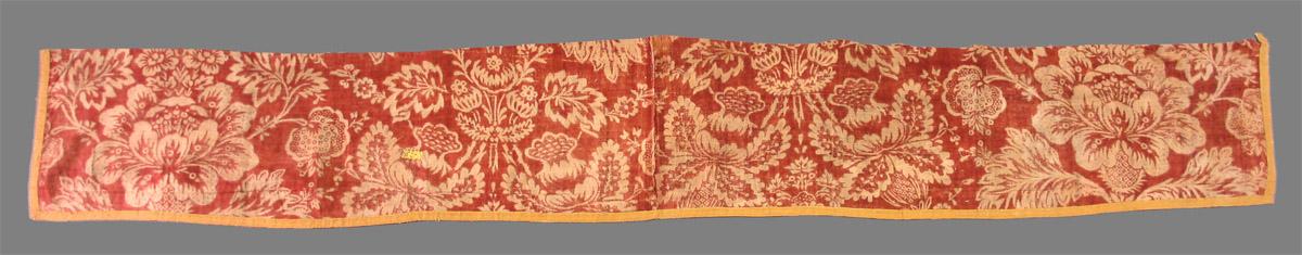 1962.0107 textile, printed reverse