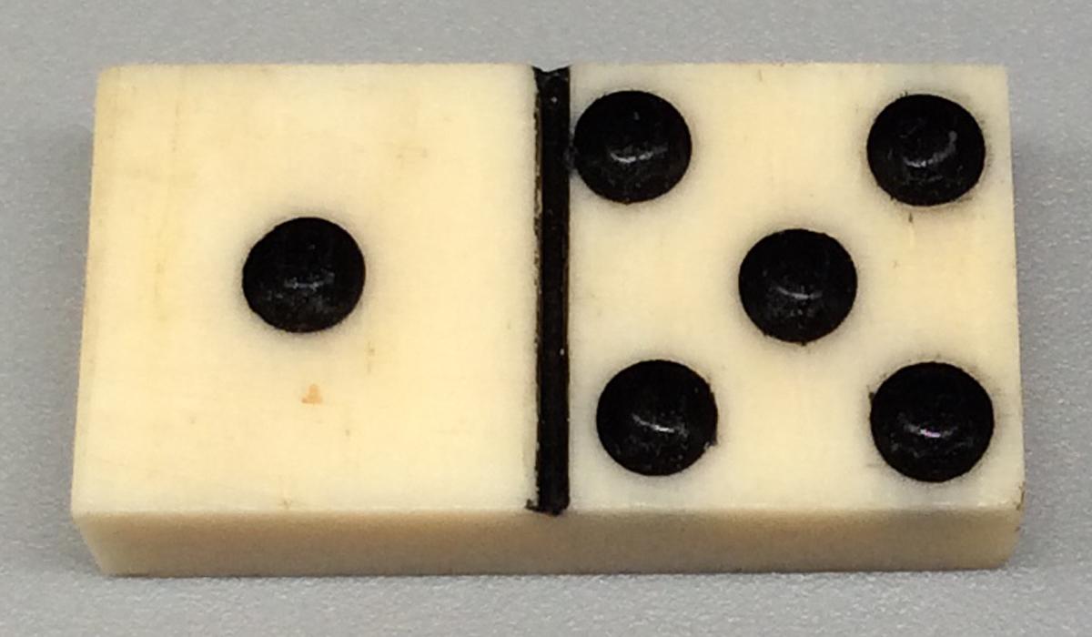 1962.0111.013 Domino, view 1