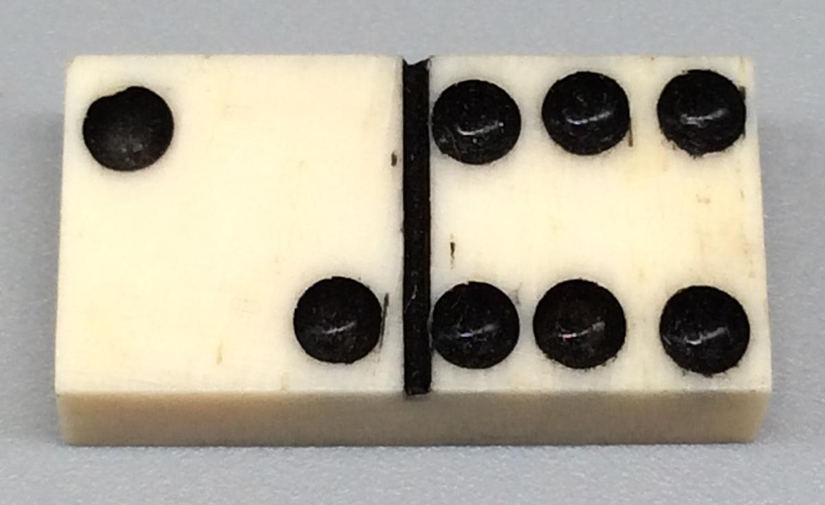 1962.0111.015 Domino, view 1