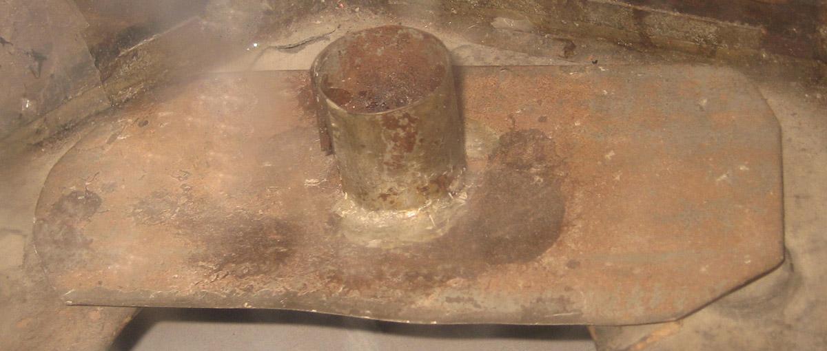 1962.0112 B Candleholder
