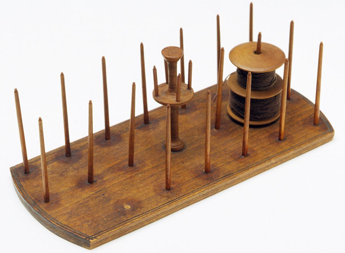 1962.0121A, B Spool Rack and Spool