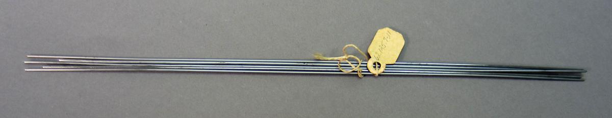 1962.0125.008 Knitting needle, View 1