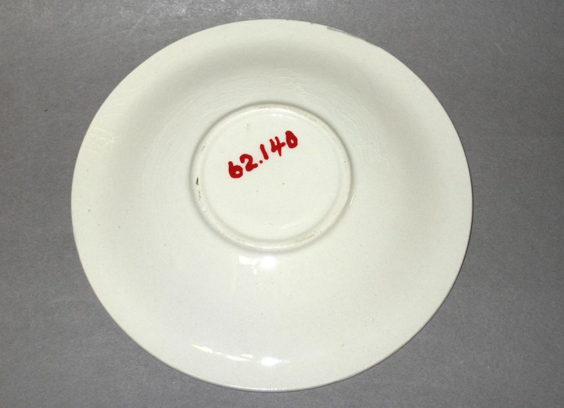 1962.0140 Dish (underside)