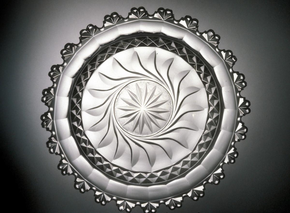 1962.0154.001 Plate, view 2