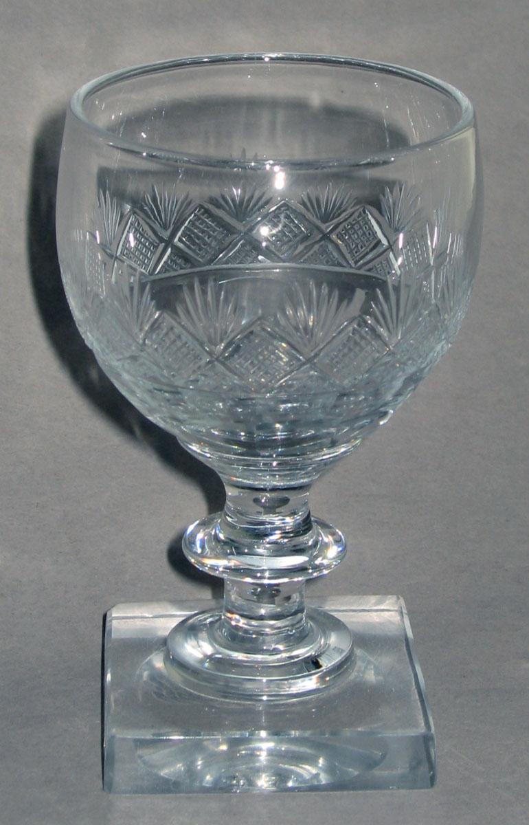 1962.0157.003 Lead glass wineglass