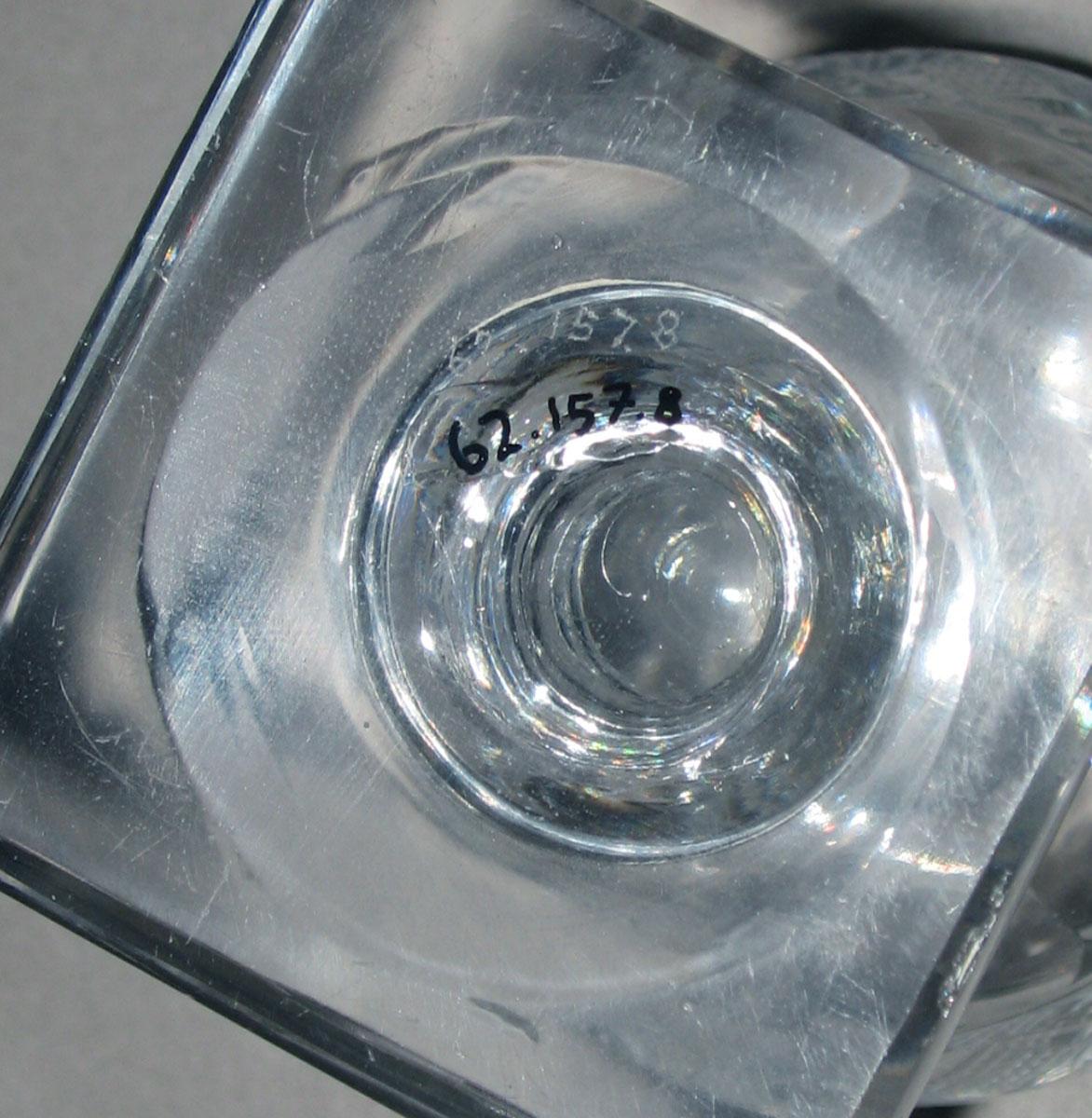 1962.0157.008 Lead glass wineglass (underside)