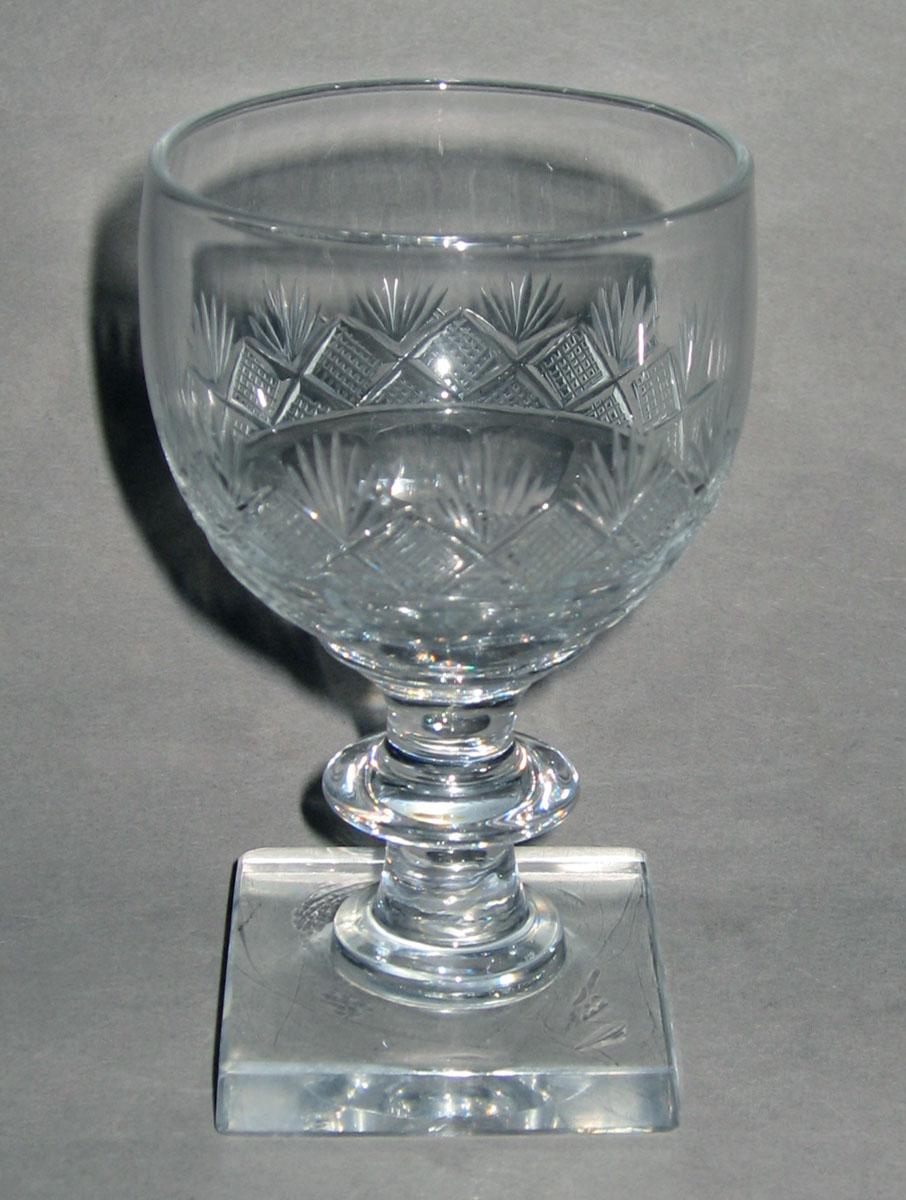 1962.0157.009 Glass wineglass