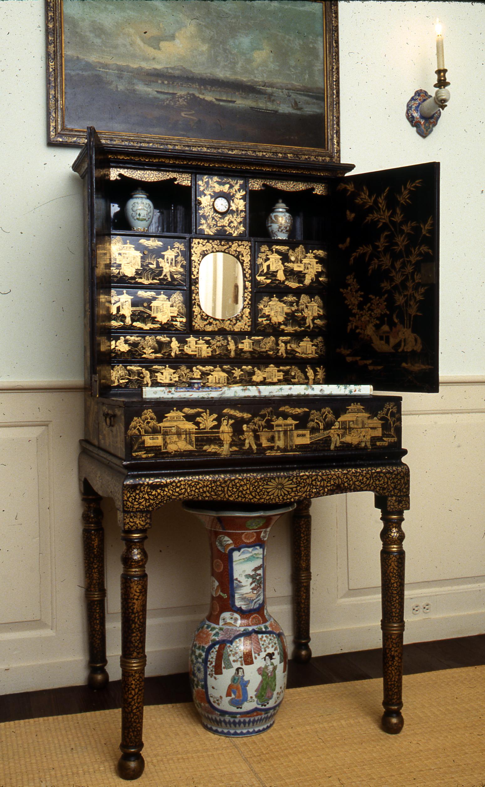 1962.0222 A-C Desk, Desk on frame