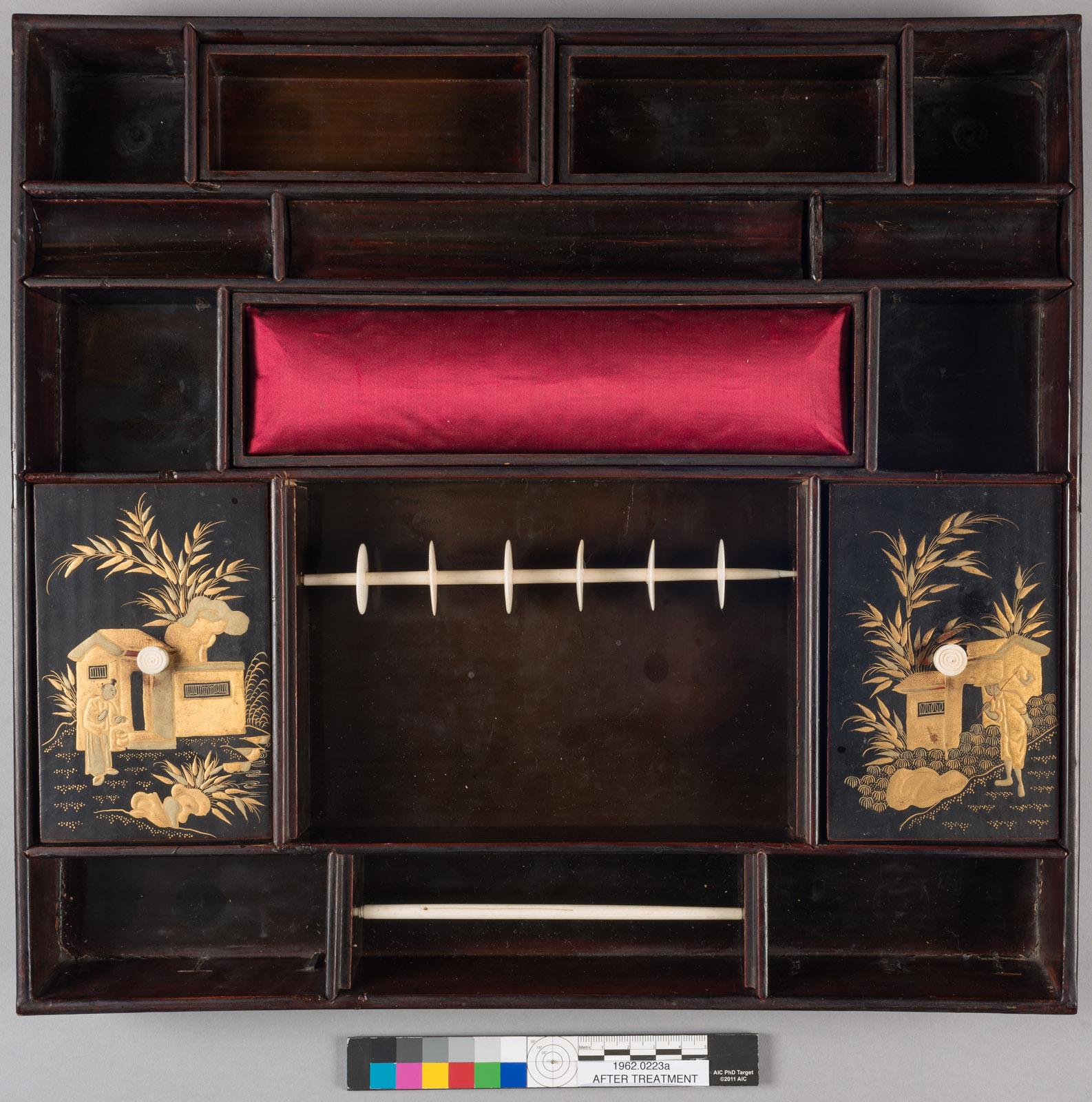 1962.0223 Tray for Lacquer Sewing Table