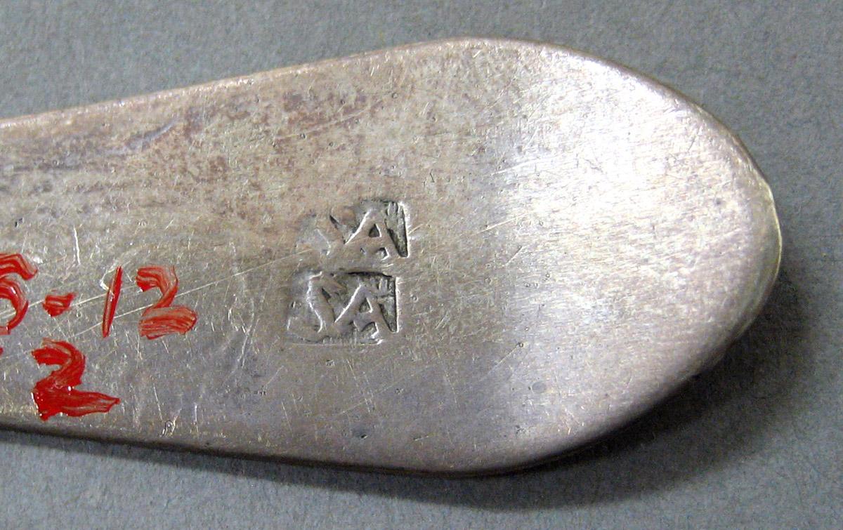 1962.0240.012 Silver Spoon mark