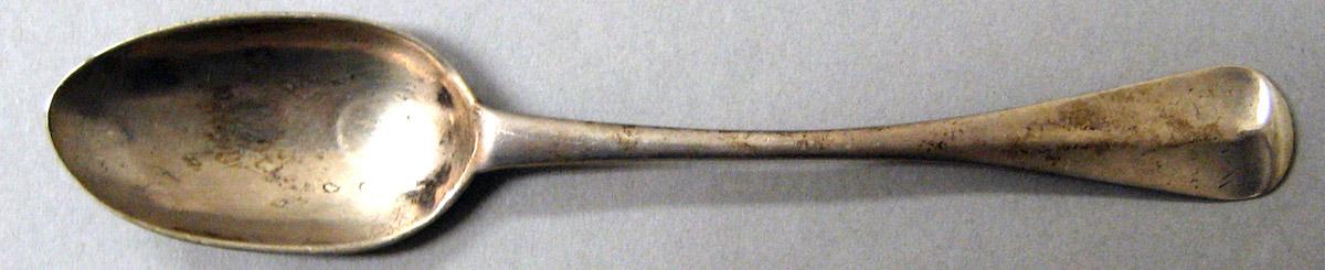 1962.0240.013 Silver Spoon upper surface