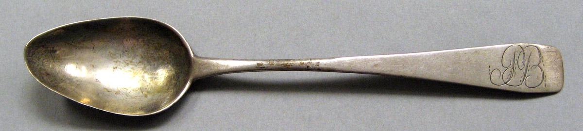 1962.0240.034 Silver Spoon upper surface