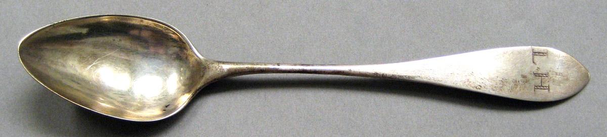 1962.0240.041 Silver Spoon upper surface