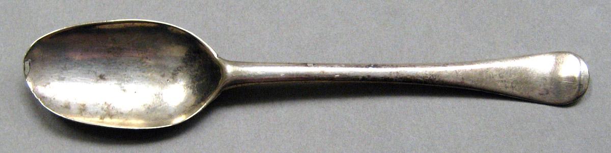 1962.0240.042 Silver Spoon upper surface
