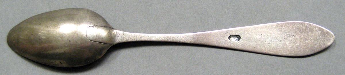 1962.0240.046 Silver Spoon underside
