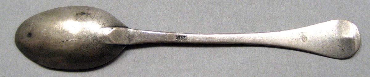 1962.0240.049 Silver Spoon underside