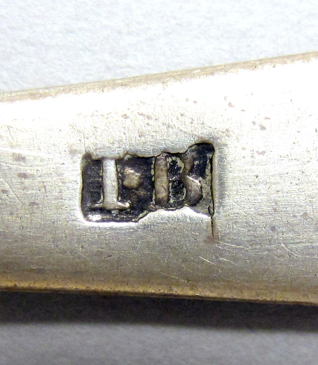 1962.0240.060 teaspoon mark