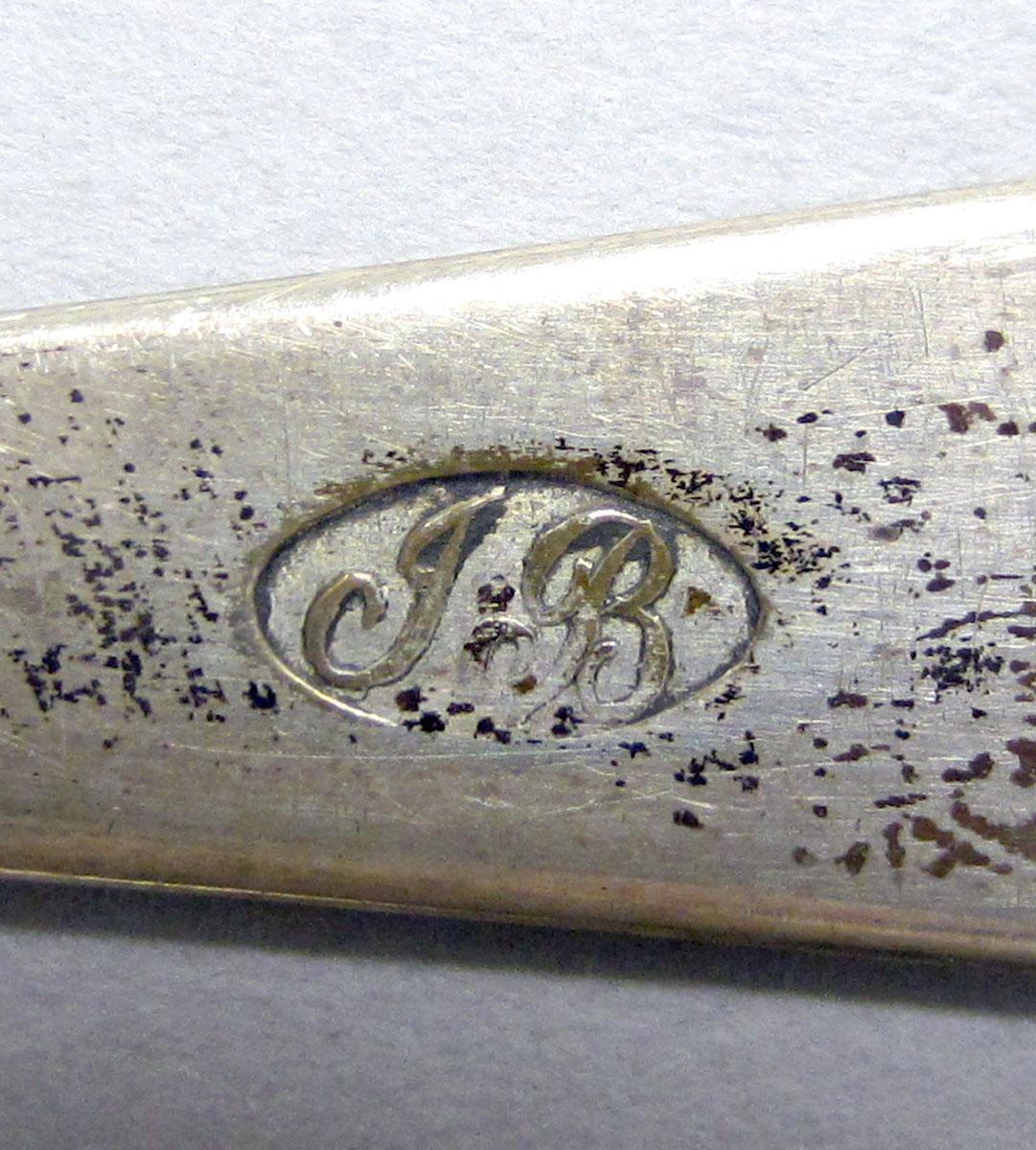 1962.0240.061 teaspoon mark