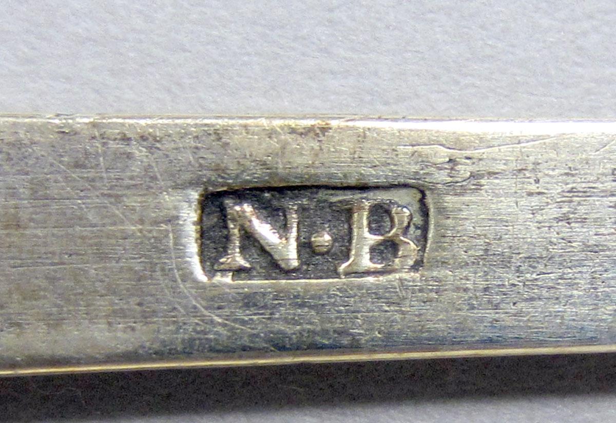 1962.0240.064 teaspoon mark