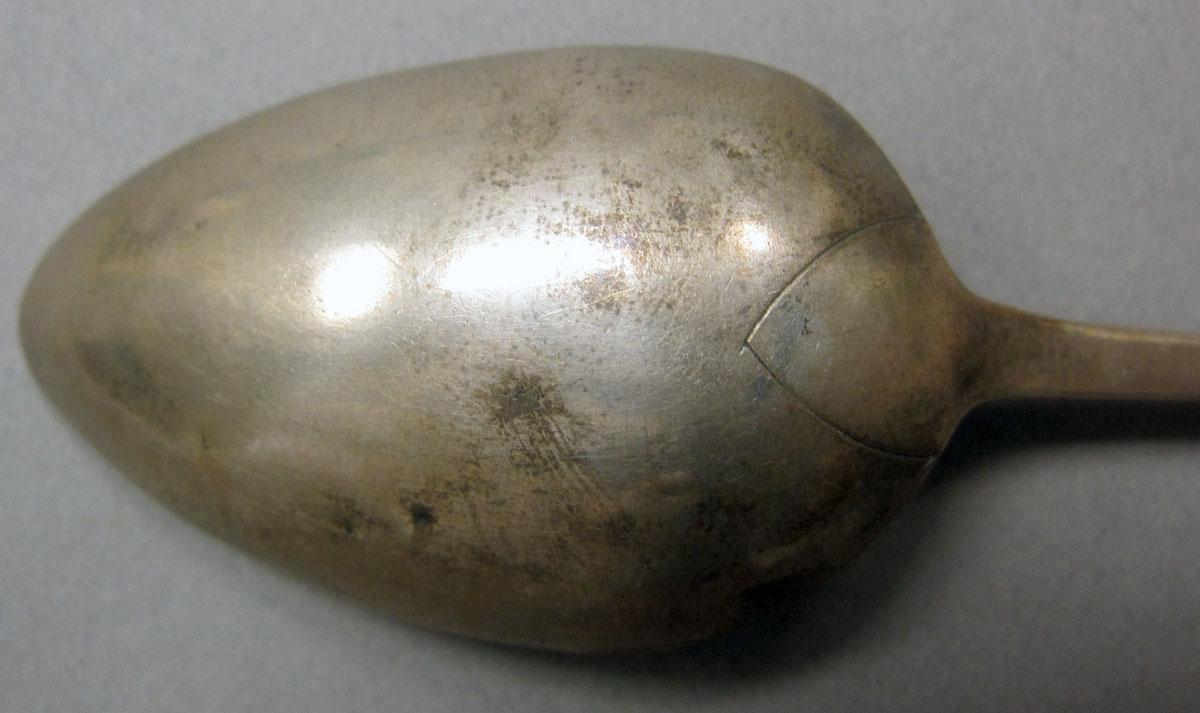 1962.0240.066 teaspoon underside bowl