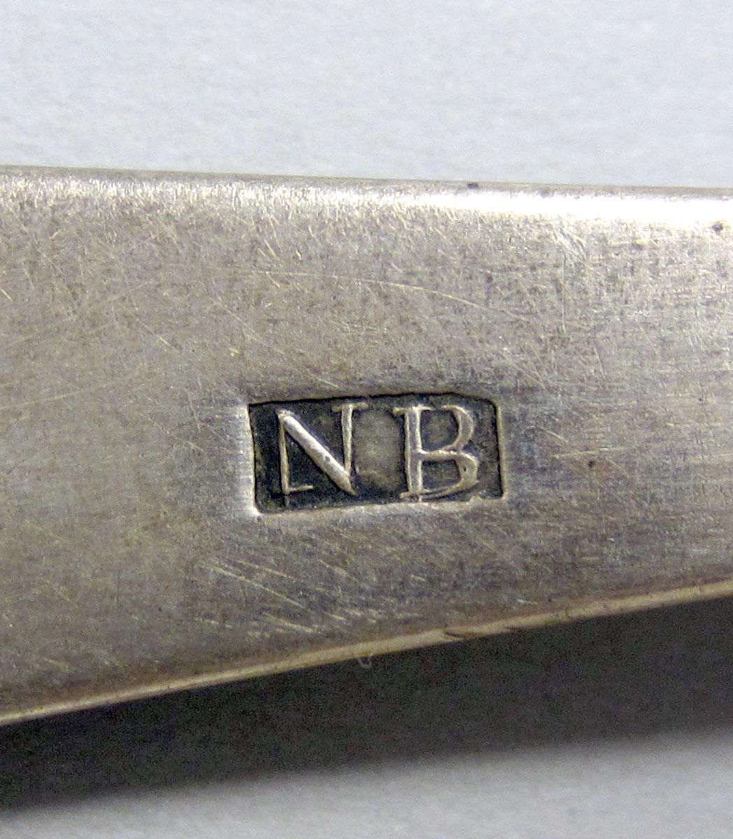 1962.0240.066 teaspoon mark