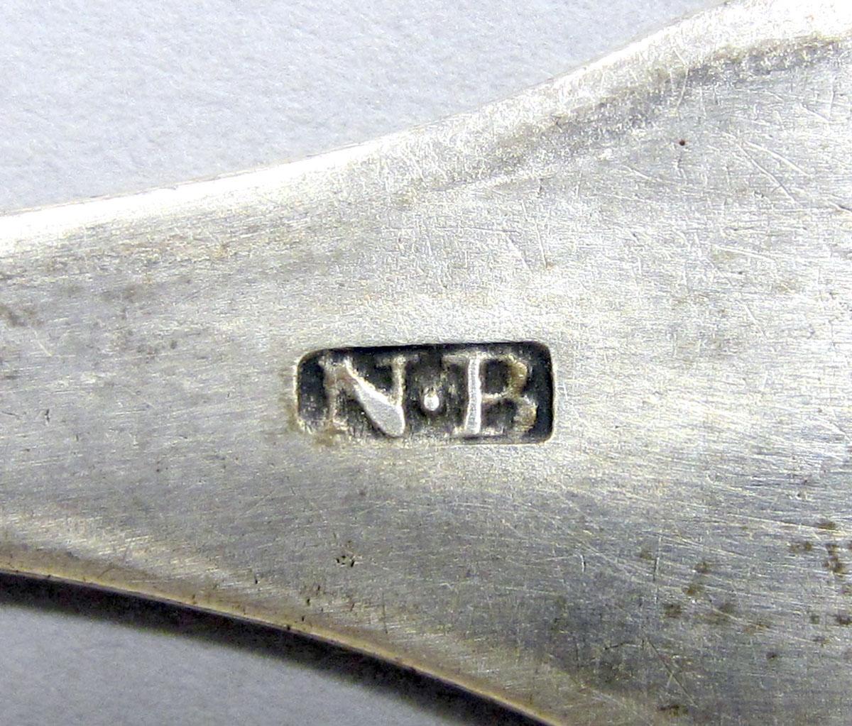 1962.0240.067 teaspoon mark