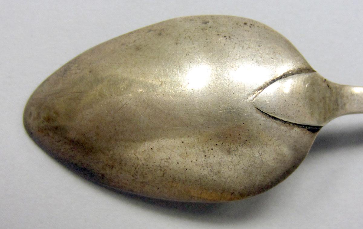 1962.0240.072 teaspoon underside bowl