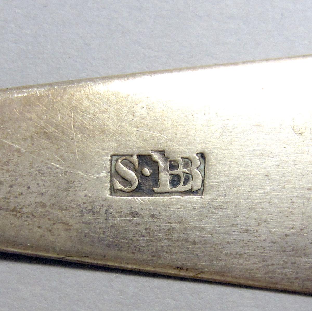 1962.0240.072 teaspoon mark