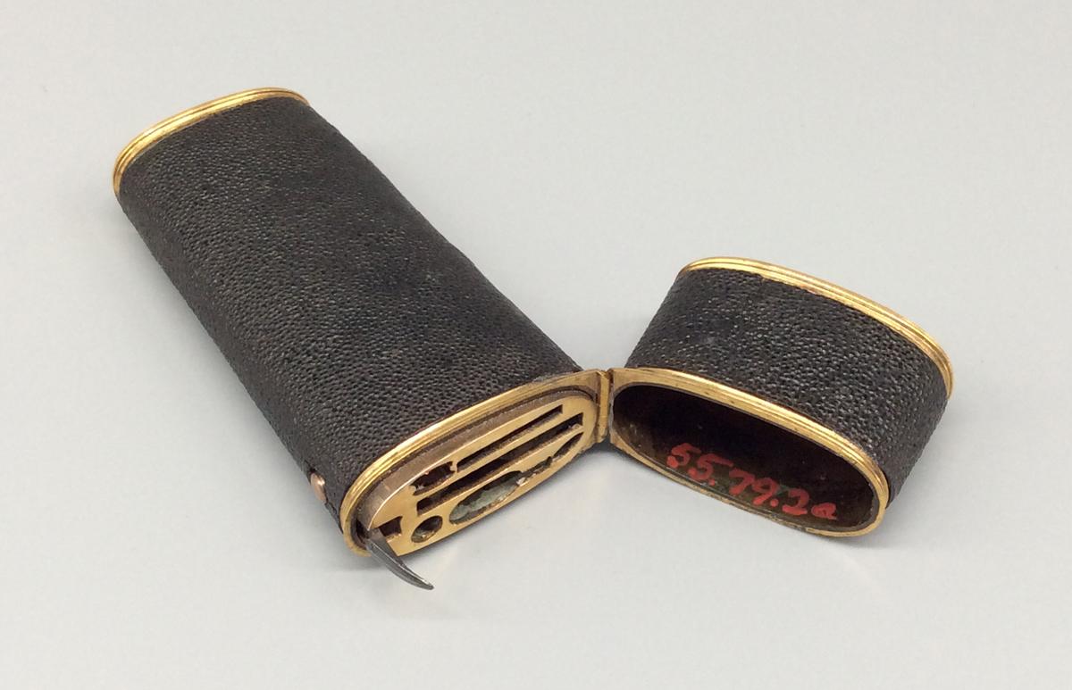1955.0079.002 A- E Etui, view 4