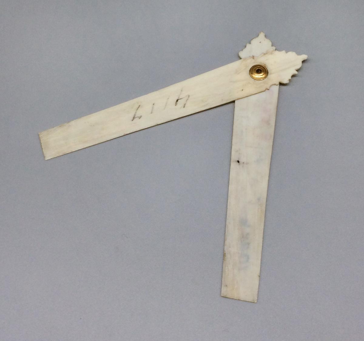 1955.0079.002 A- E Etui, view 6