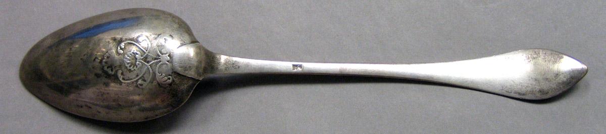 1962.0240.1000 Silver Spoon underside