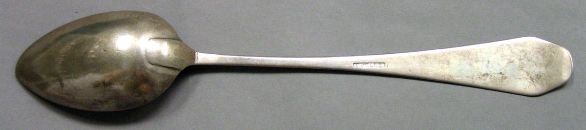 1962.0240.1016 Silver Spoon underside