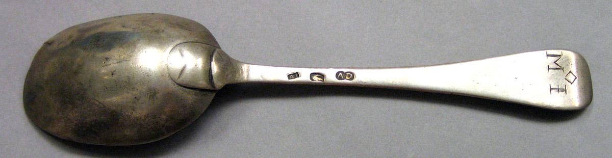 1962.0240.1035 Silver Spoon underside