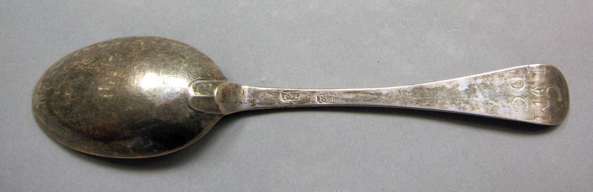1962.0240.1041 Silver spoon underside