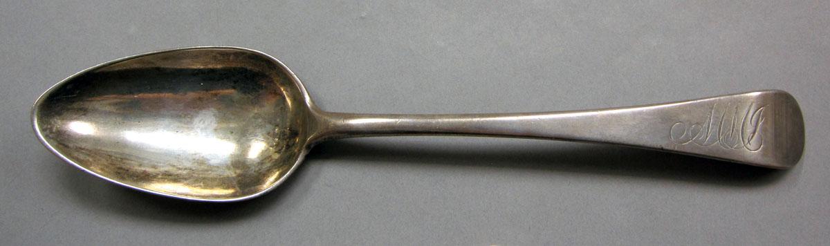 1962.0240.1043 Silver spoon upper surface
