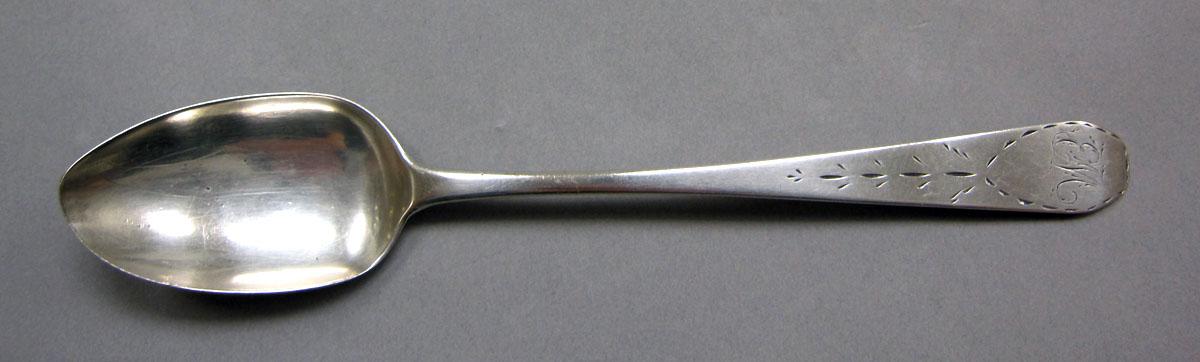 1962.0240.1047 Silver spoon upper surface
