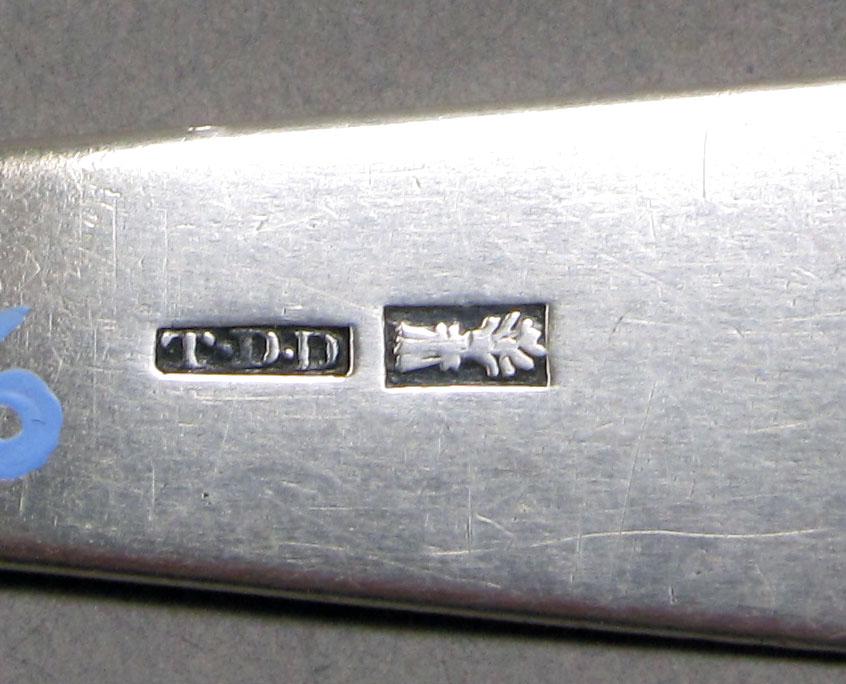 1962.0240.1047 Silver spoon mark