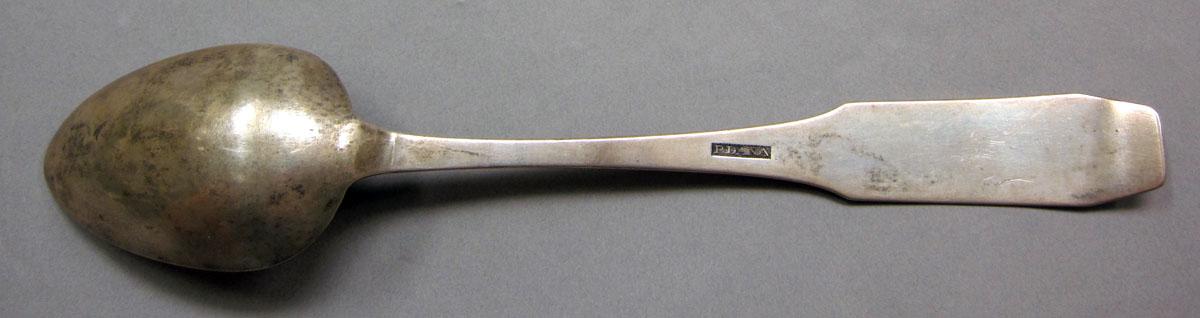 1962.0240.1049 Silver spoon underside
