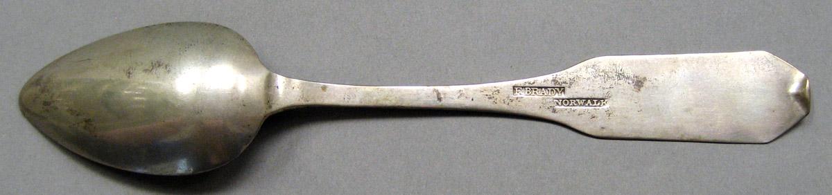1962.0240.104 Silver Spoon underside