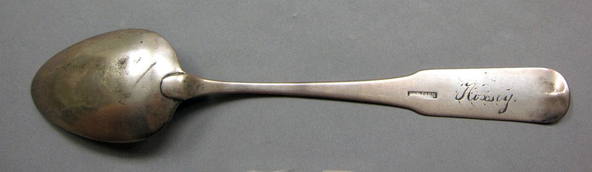 1962.0240.1053 Silver spoon underside
