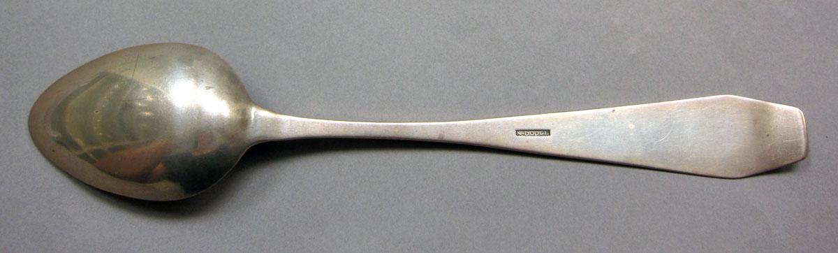 1962.0240.1060 Silver spoon underside