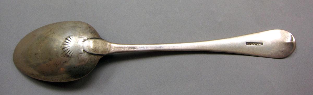 1962.0240.1064 Silver spoon underside