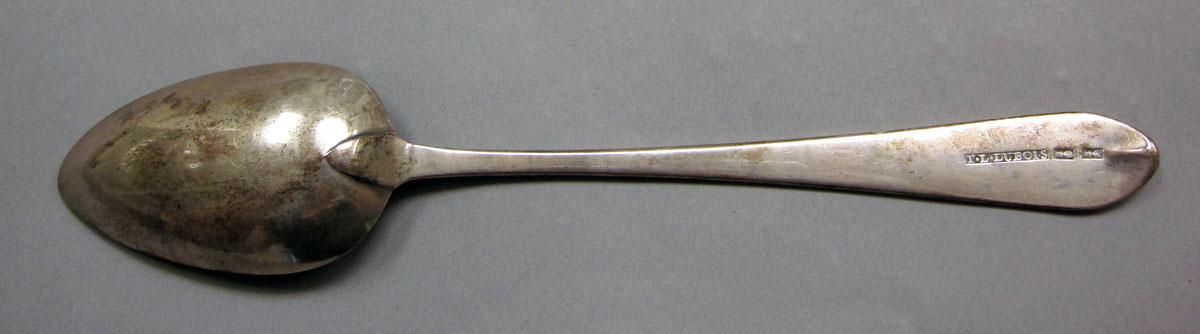 1962.0240.1067 Silver spoon underside