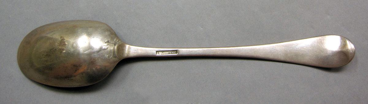 1962.0240.1074 Silver spoon underside